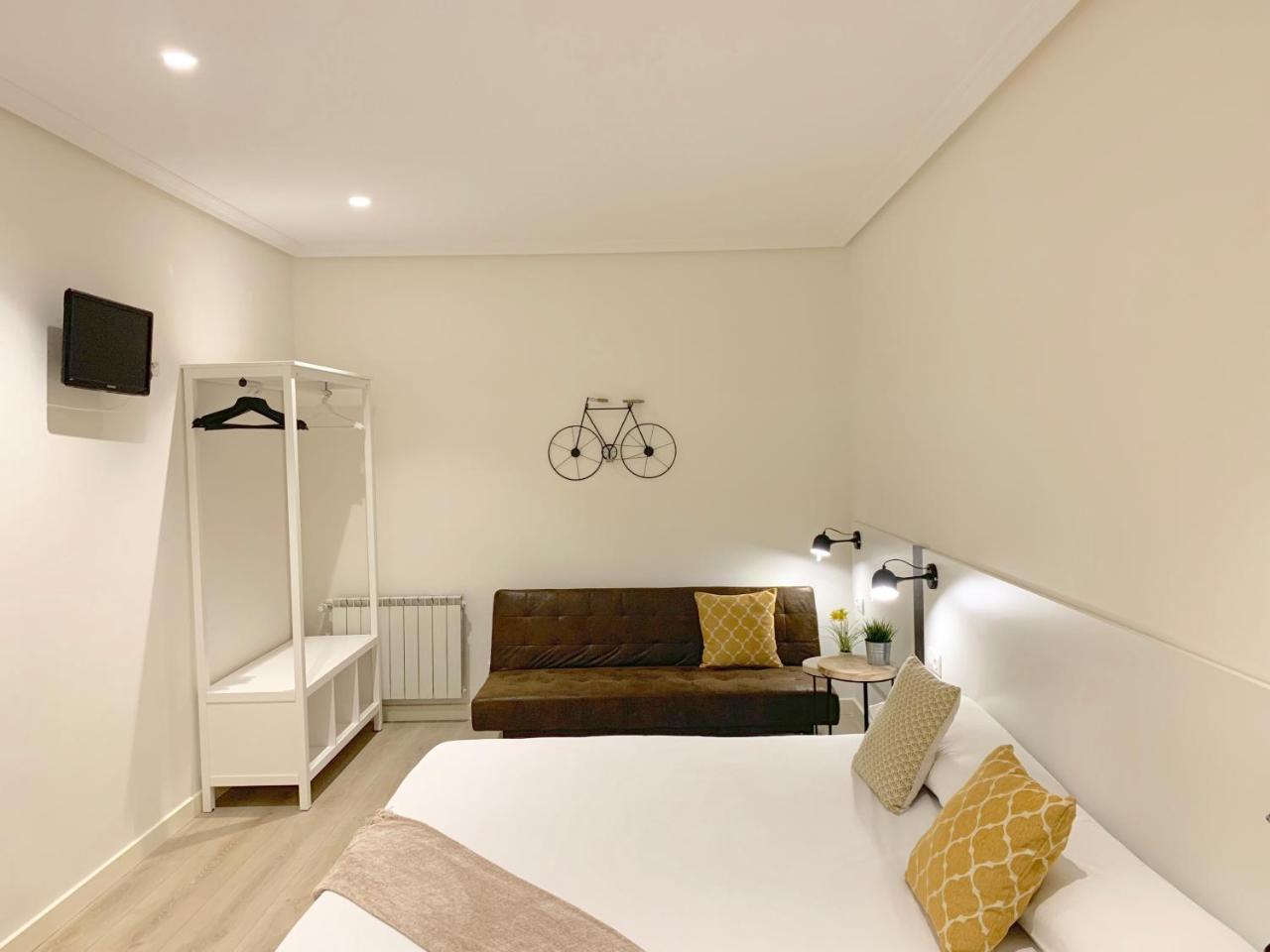 Pension Buenpas San Sebastian Bagian luar foto